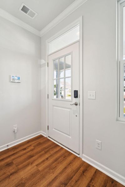 Spacious, unfurnished interior of a new home in , Summerville (Image 23).