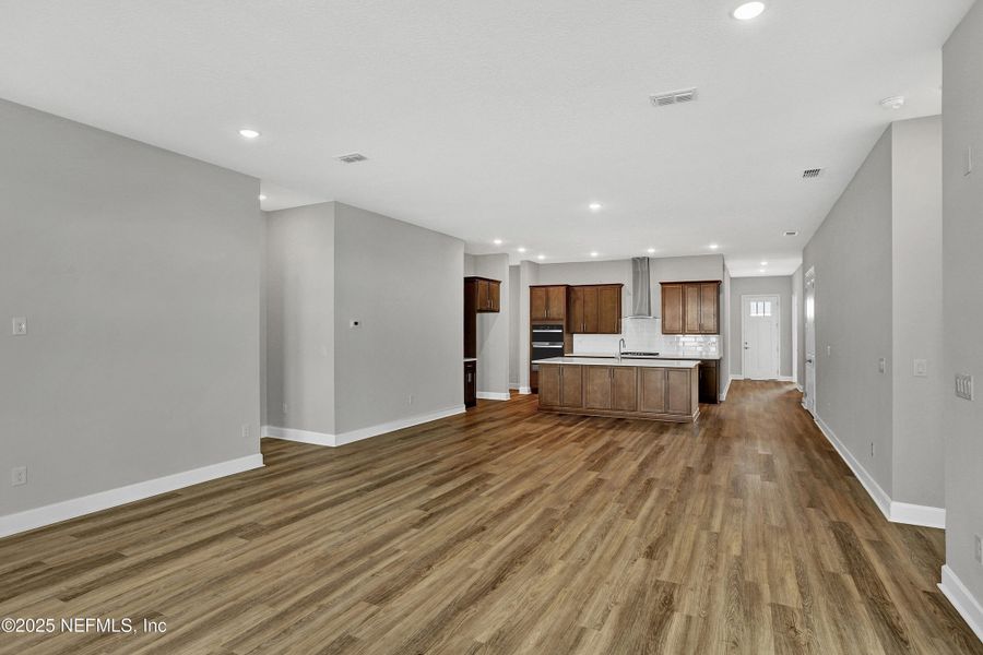 Spacious, unfurnished interior of a new home in Reverie at Silverleaf, St. Augustine (Image 10).