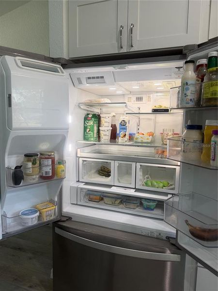 Close-up of interior finishes inside a home in , Ocklawaha (Image 12).