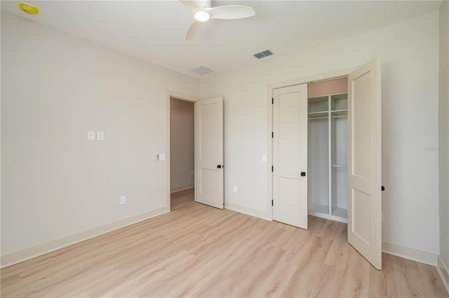 Spacious, unfurnished interior of a new home in , Lakeland (Image 31).