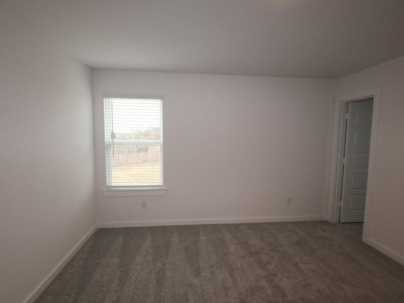 Spacious, unfurnished interior of a new home in Summerview, Fulshear (Image 25).