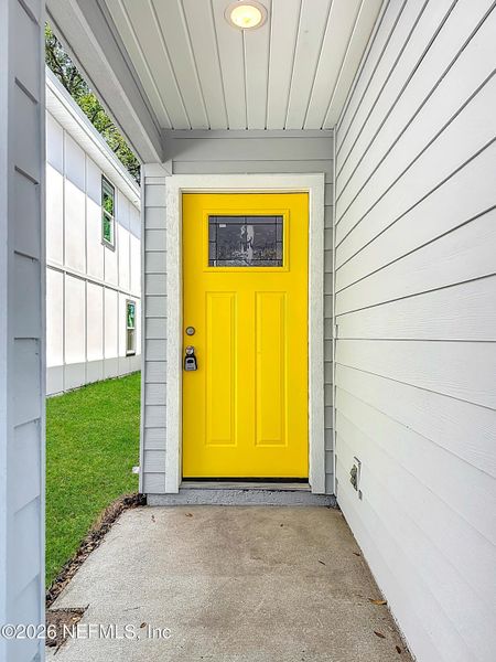 Exterior details and patio area of a home in , Jacksonville (Image 3).