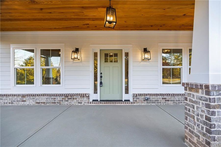 Exterior details and patio area of a home in , Monroe (Image 3).