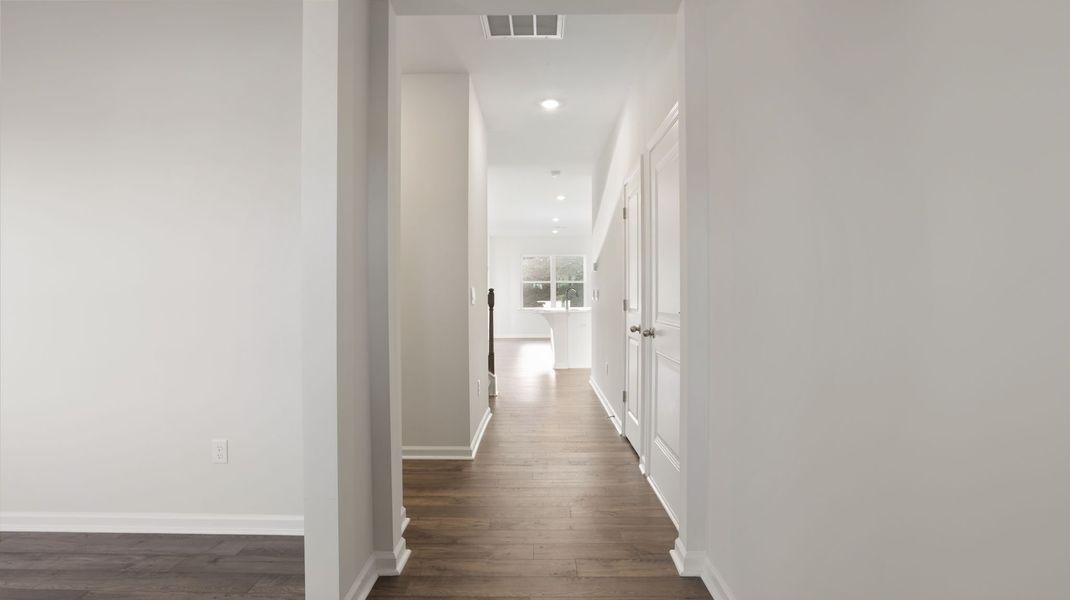 Spacious, unfurnished interior of a new home in Hunters Ridge, Woodruff (Image 15).