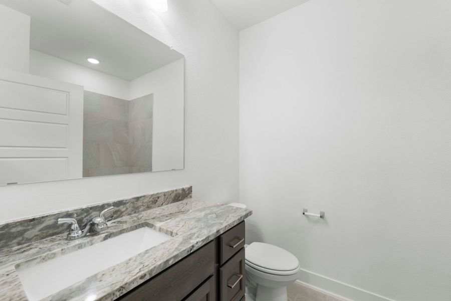 Furnished interior view inside a new home in Liberty Oaks, Waco (Image 3). Furnished interior view inside a new home in Liberty Oaks, Waco (Image 3).