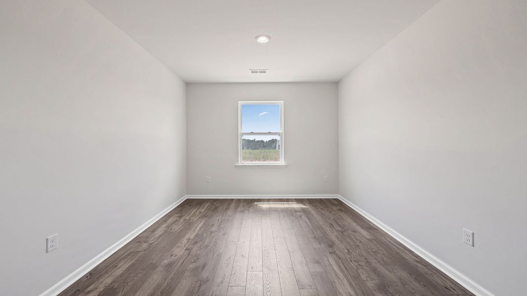 Spacious, unfurnished interior of a new home in Waverly Station, Greenwood (Image 16).