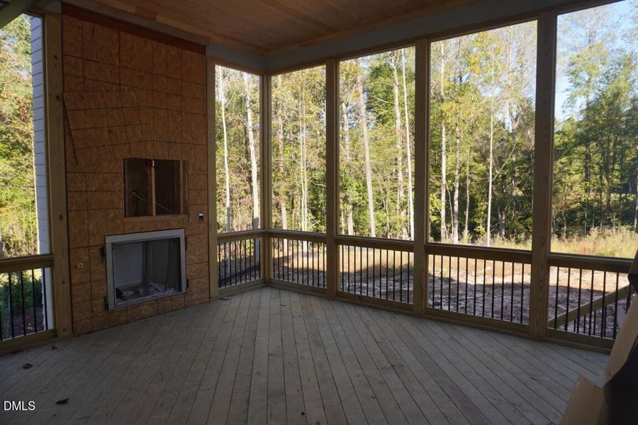 DSC00848 (Medium) DSC00848 (Medium)