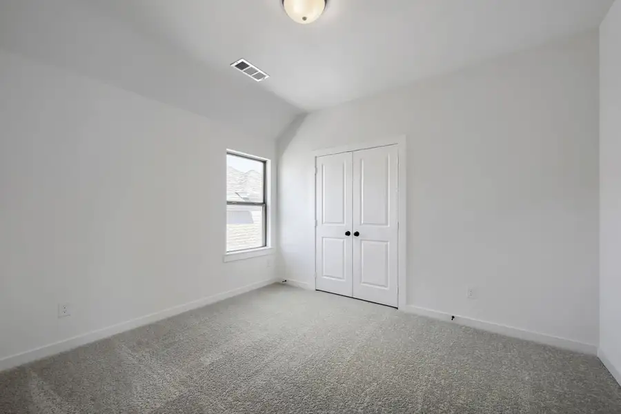 6028 Silverstein - Bedroom