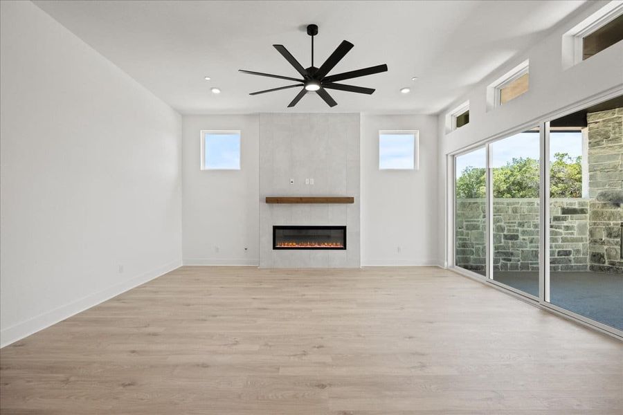 Spacious, unfurnished interior of a new home in Sweetwater, Austin (Image 32).