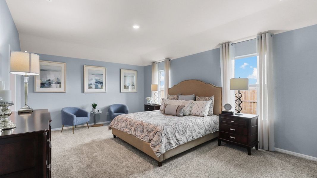 Furnished interior view inside a new home in Bella Vista, Granbury (Image 21).