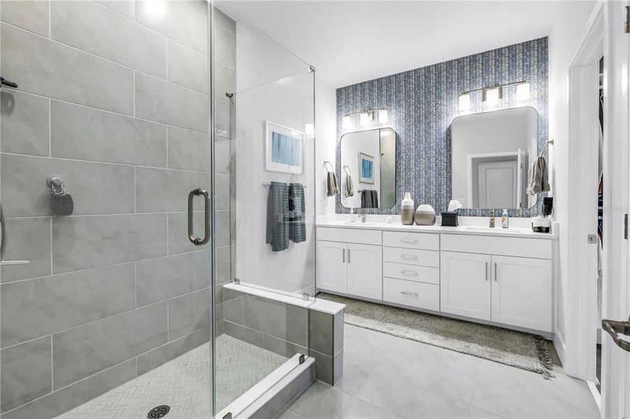 Furnished interior view inside a new home in , St. Petersburg (Image 4).