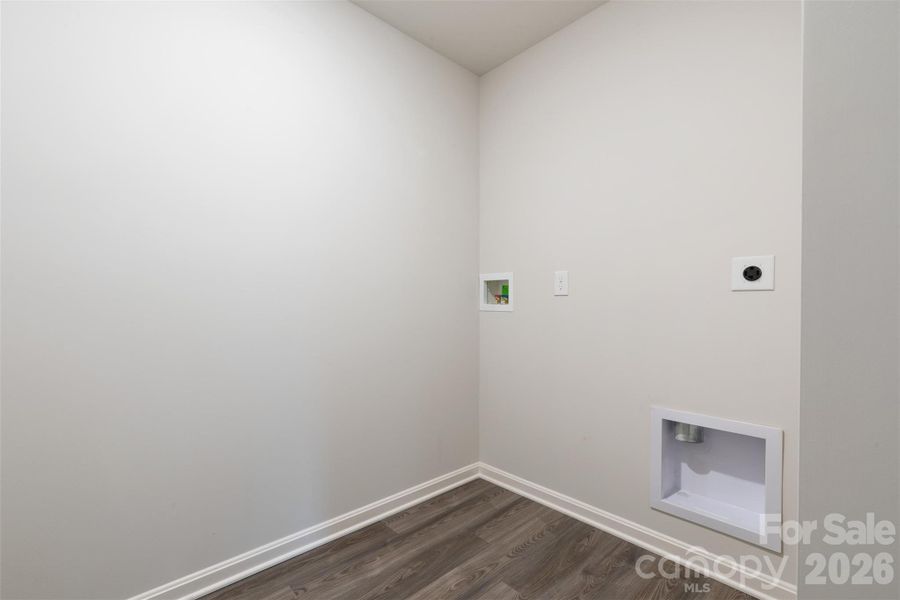 Spacious, unfurnished interior of a new home in Riverdale Hills, Spartanburg (Image 28).