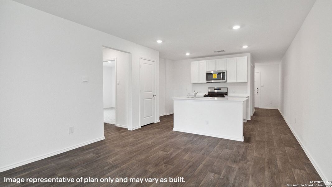 Spacious, unfurnished interior of a new home in Swenson Heights, Seguin (Image 18). Spacious, unfurnished interior of a new home in Swenson Heights, Seguin (Image 18).