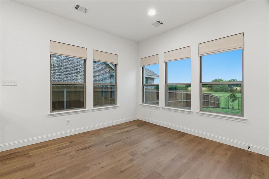 Spacious, unfurnished interior of a new home in , Aledo (Image 32).