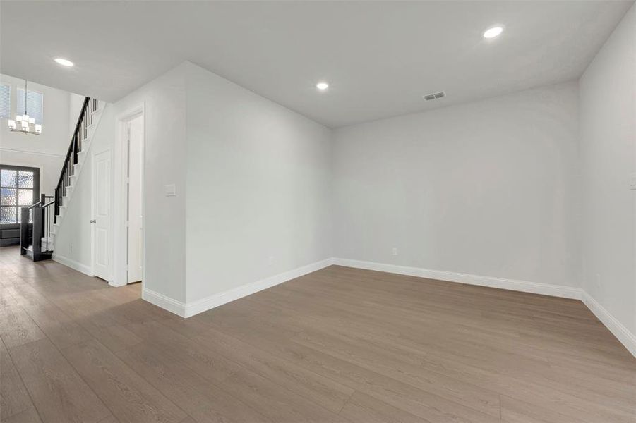 Spacious, unfurnished interior of a new home in Aster Park, McKinney (Image 28).