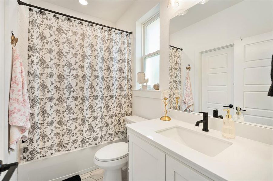 Furnished interior view inside a new home in , Celina (Image 15).