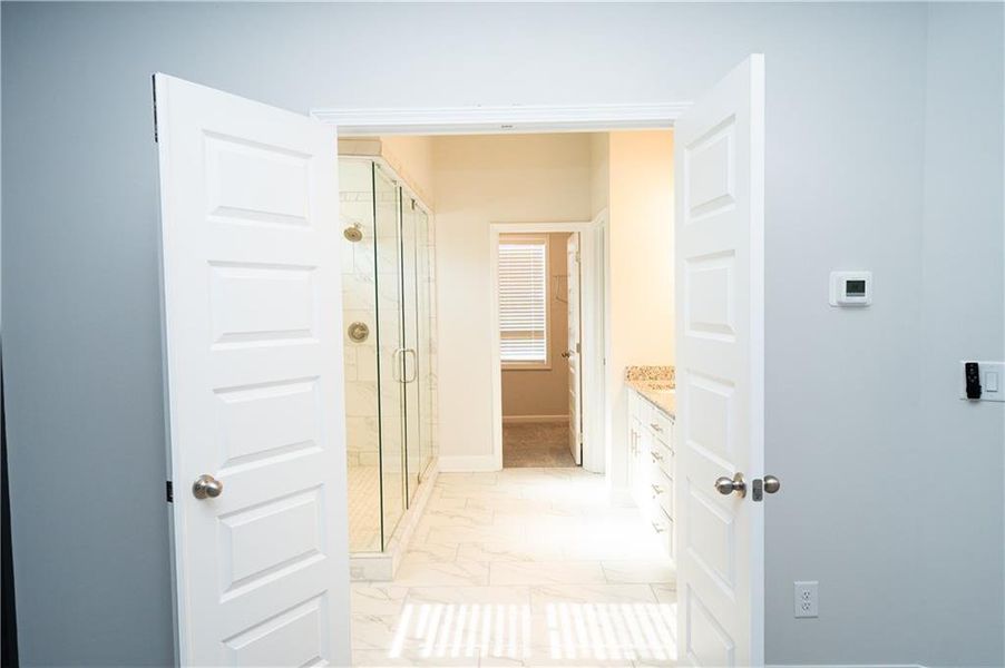 Spacious, unfurnished interior of a new home in Canterbury Reserve, Lawrenceville (Image 14).