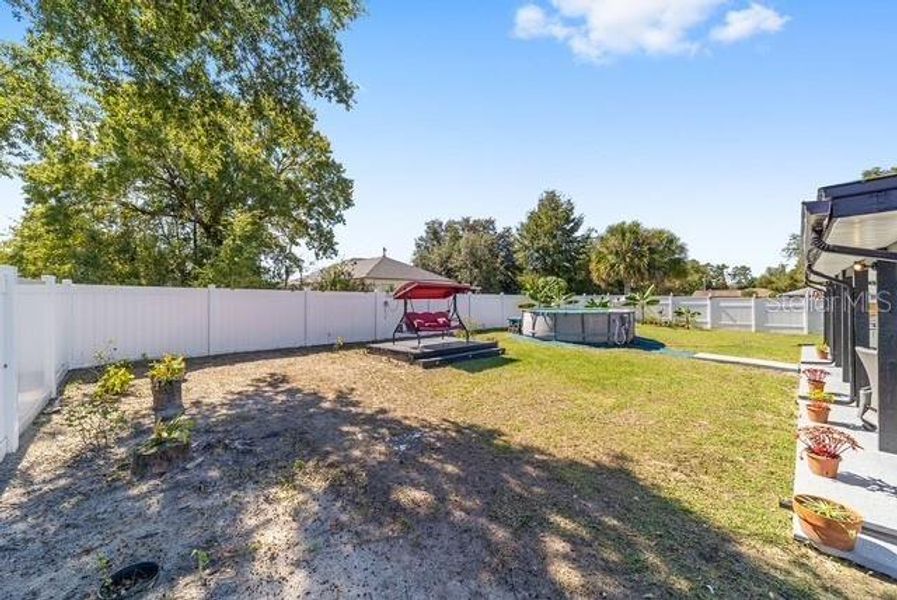 Exterior details and patio area of a home in , Ocala (Image 30).