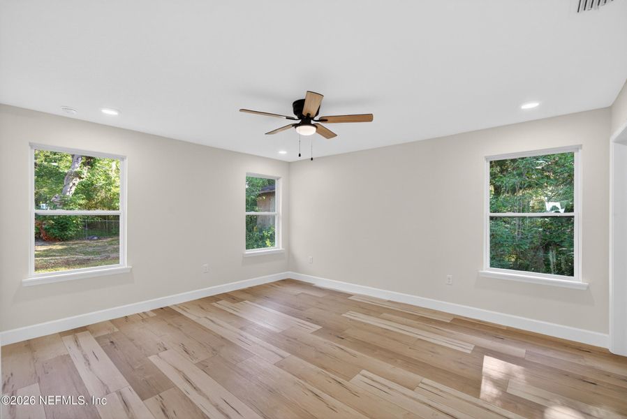 Spacious, unfurnished interior of a new home in , Jacksonville (Image 18). Spacious, unfurnished interior of a new home in , Jacksonville (Image 18).
