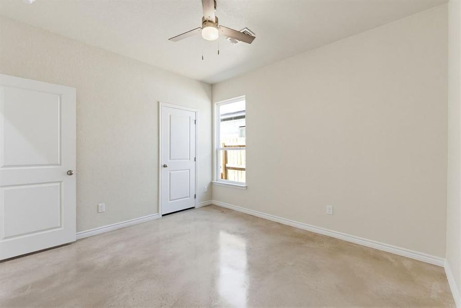 Spacious, unfurnished interior of a new home in , Copperas Cove (Image 15).