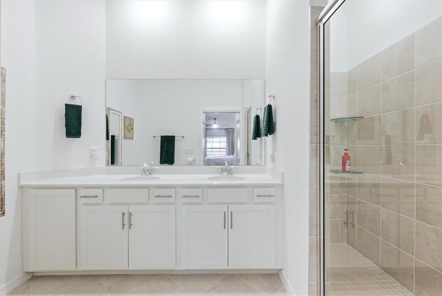 Furnished interior view inside a new home in , Venice (Image 9).