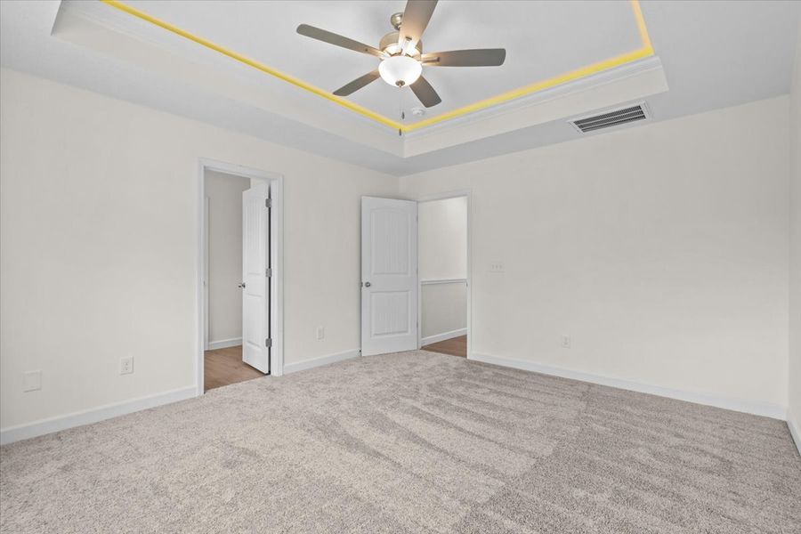 Representative unfurnished interior of a home built from the Drayton by Enchanted Homes in Ballentine Ridge, Lyman (Image 11).