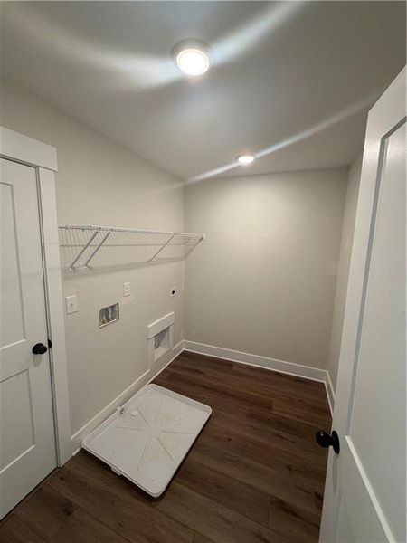 Spacious, unfurnished interior of a new home in Villas at Dawsonville, Dawsonville (Image 10).