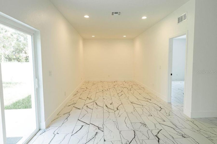 Image 11 of a home in .