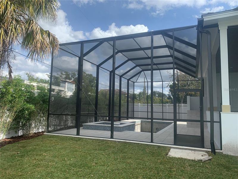 Exterior details and patio area of a home in , Tampa (Image 19).