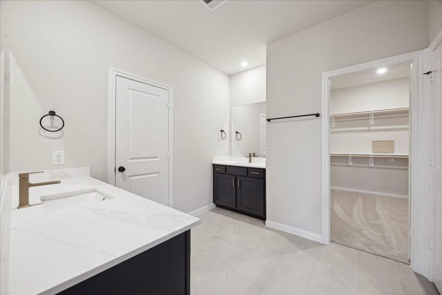 Furnished interior view inside a new home in Elyson, Katy (Image 5).