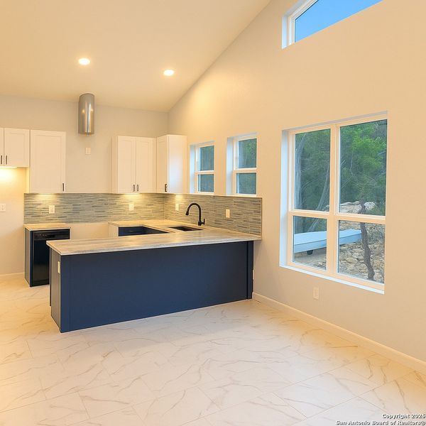 Furnished interior view inside a new home in , Canyon Lake (Image 4).