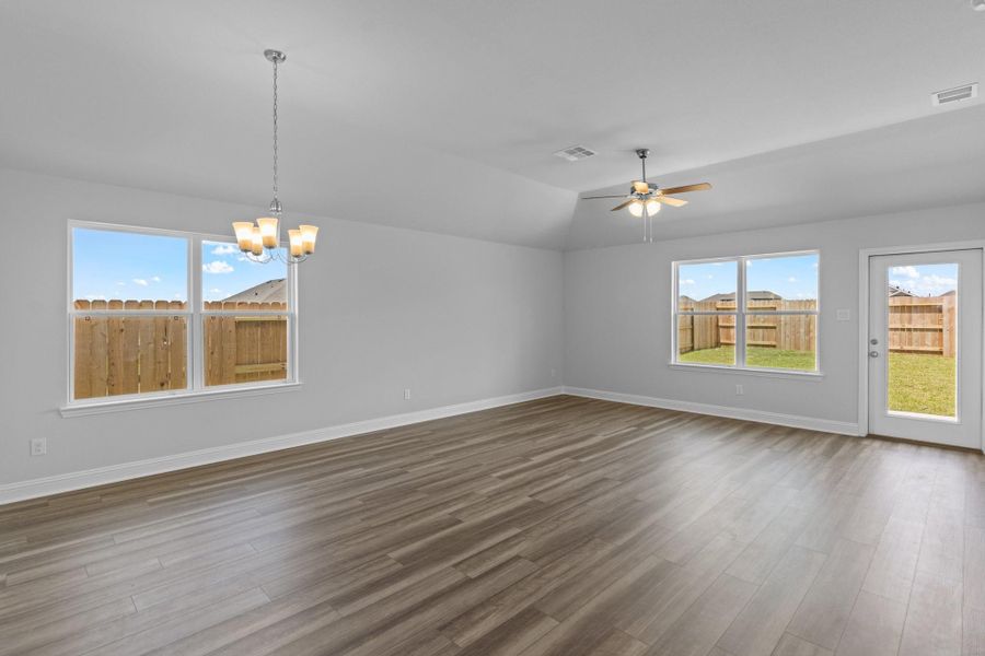 Spacious, unfurnished interior of a new home in River Ranch Trails, Dayton (Image 19). Spacious, unfurnished interior of a new home in River Ranch Trails, Dayton (Image 19).
