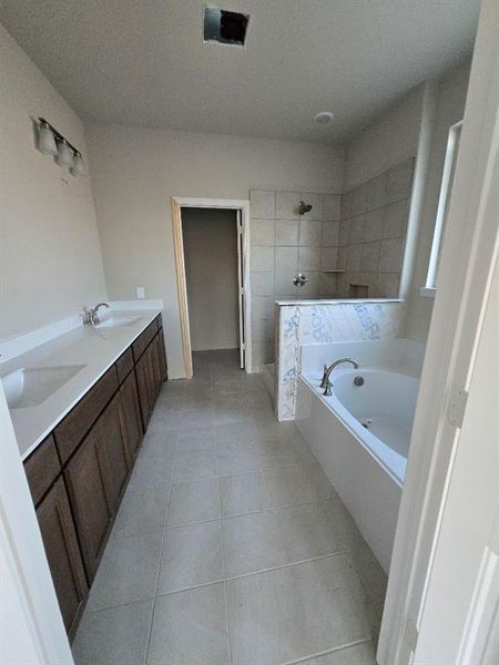 In-progress construction of a new home in Hillview Addition, Decatur, TX (Image 16). In-progress construction of a new home in Hillview Addition, Decatur, TX (Image 16).