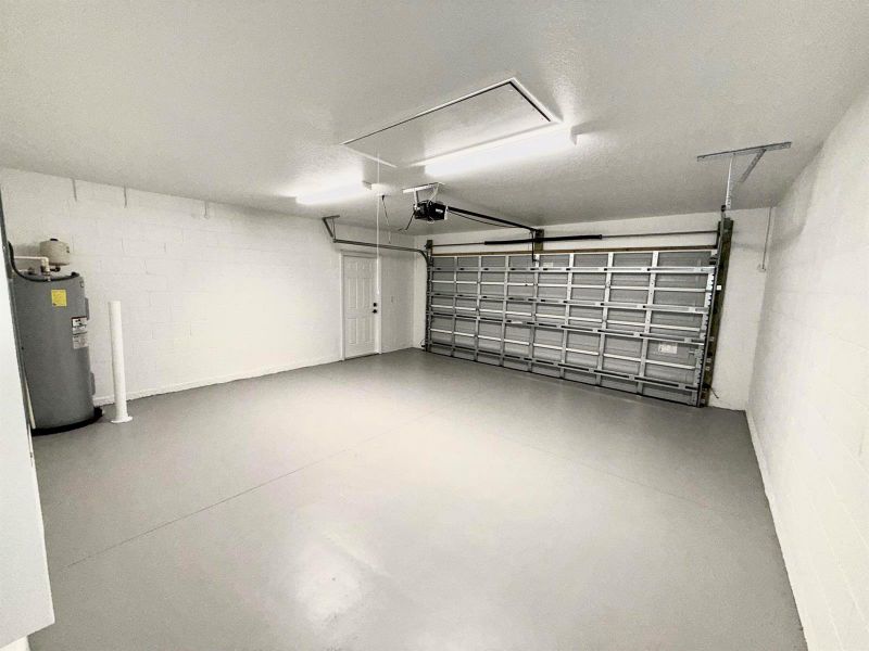 Garage Garage