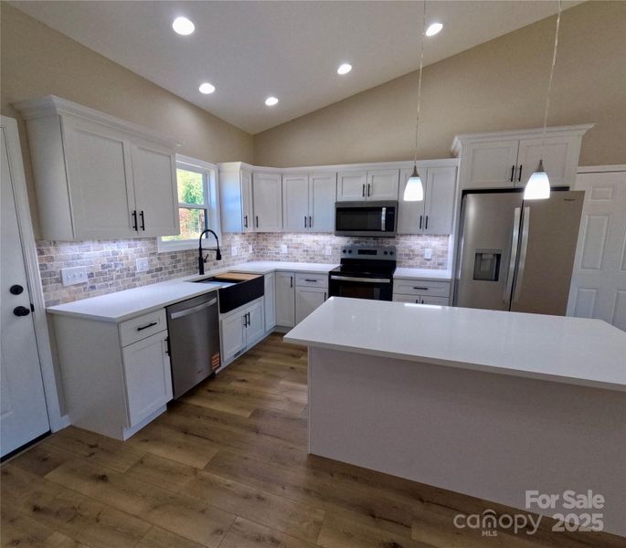 Furnished interior view inside a new home in , Marion (Image 7).