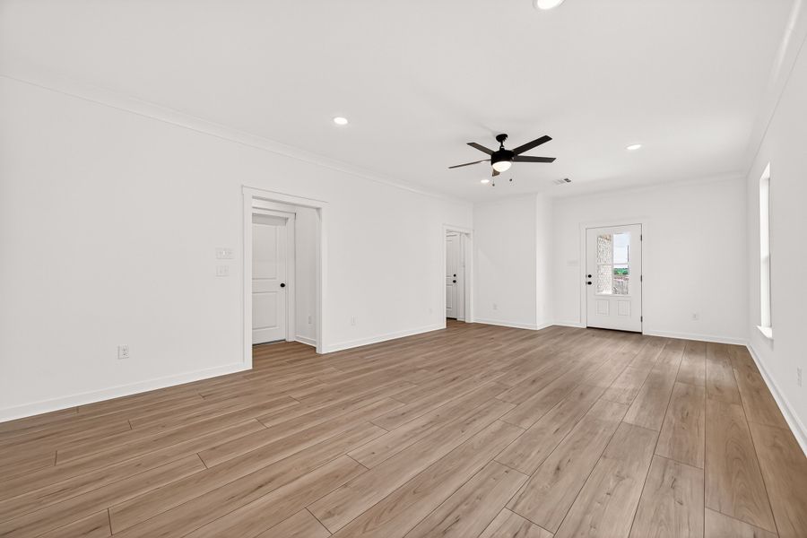 Spacious, unfurnished interior of a new home in Mostyn Springs, Magnolia (Image 22).