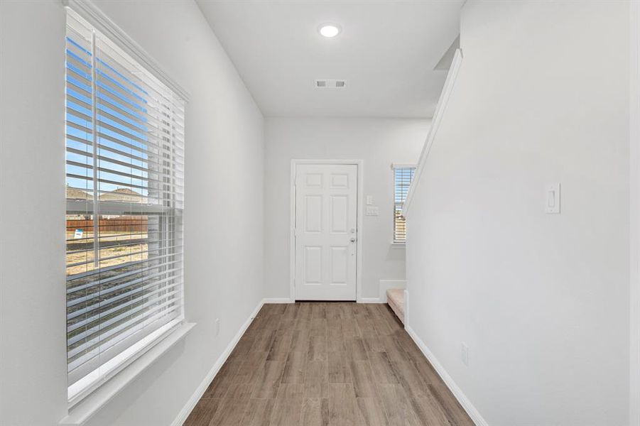 Spacious, unfurnished interior of a new home in Elevon, Lavon (Image 33).