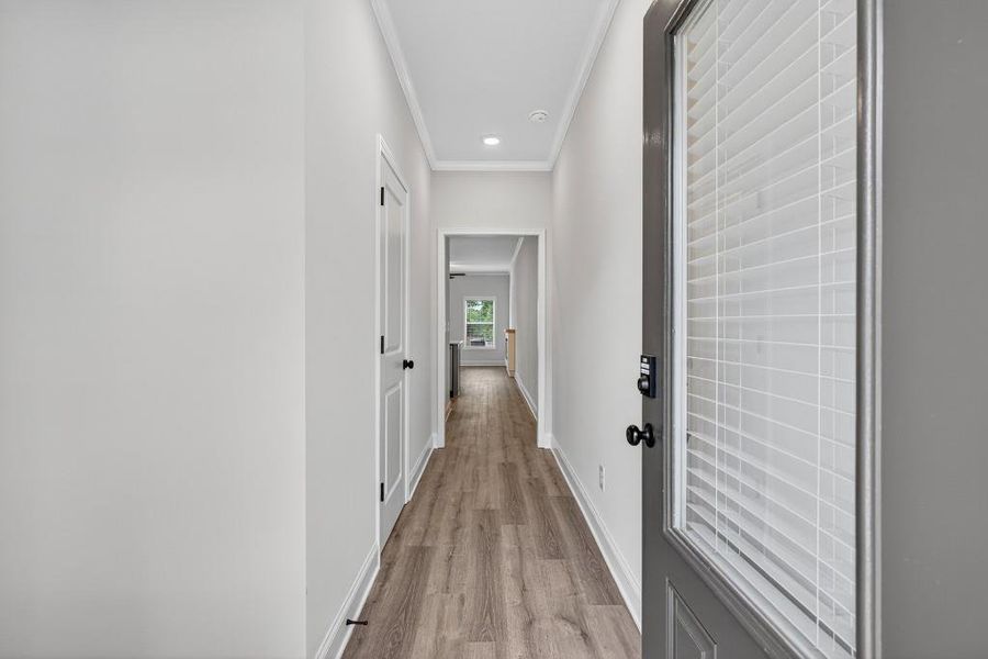 Spacious, unfurnished interior of a new home in Medlock Park, Austell (Image 26).