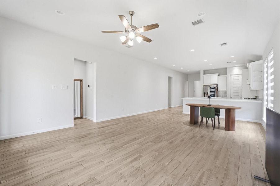 Spacious, unfurnished interior of a new home in , Humble (Image 21). Spacious, unfurnished interior of a new home in , Humble (Image 21).