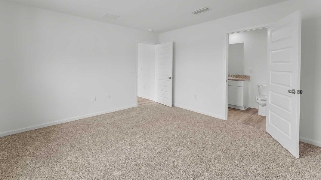 Spacious, unfurnished interior of a new home in Magnolia at the Bluffs Phase 3, Freeport (Image 16). Spacious, unfurnished interior of a new home in Magnolia at the Bluffs Phase 3, Freeport (Image 16).