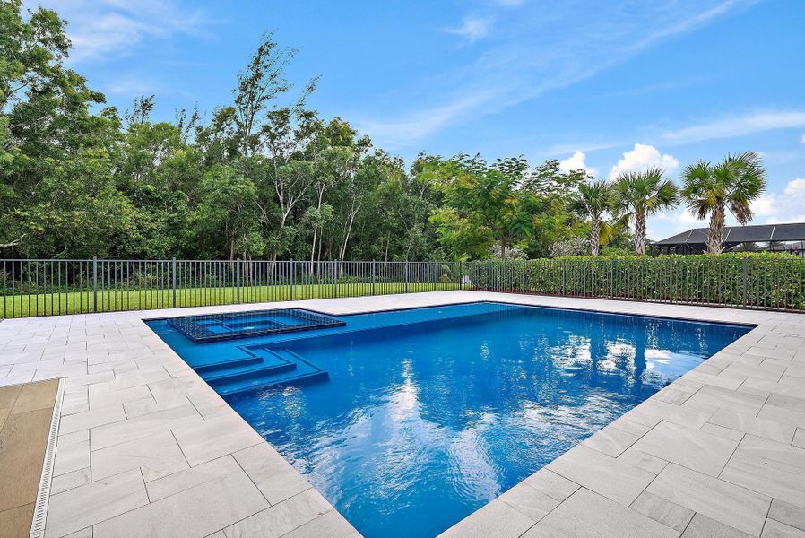 Community amenities in , West Palm Beach (Image 28).