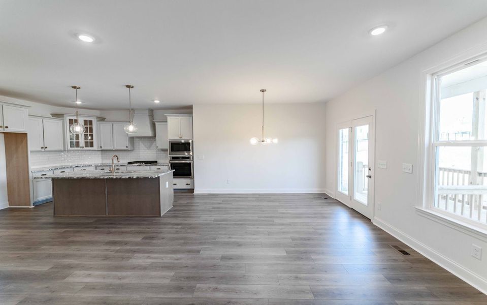 Image 27 of a home in Aden Woods.