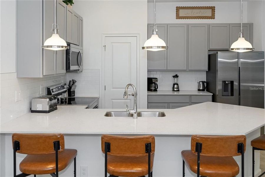 Furnished interior view inside a new home in , Orlando (Image 13).