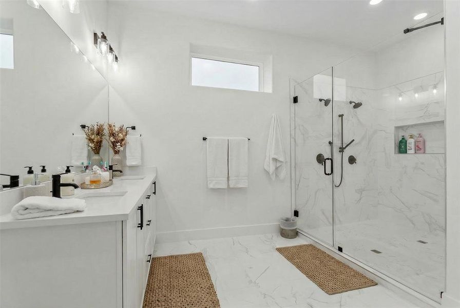 Furnished interior view inside a new home in , Dallas (Image 11).