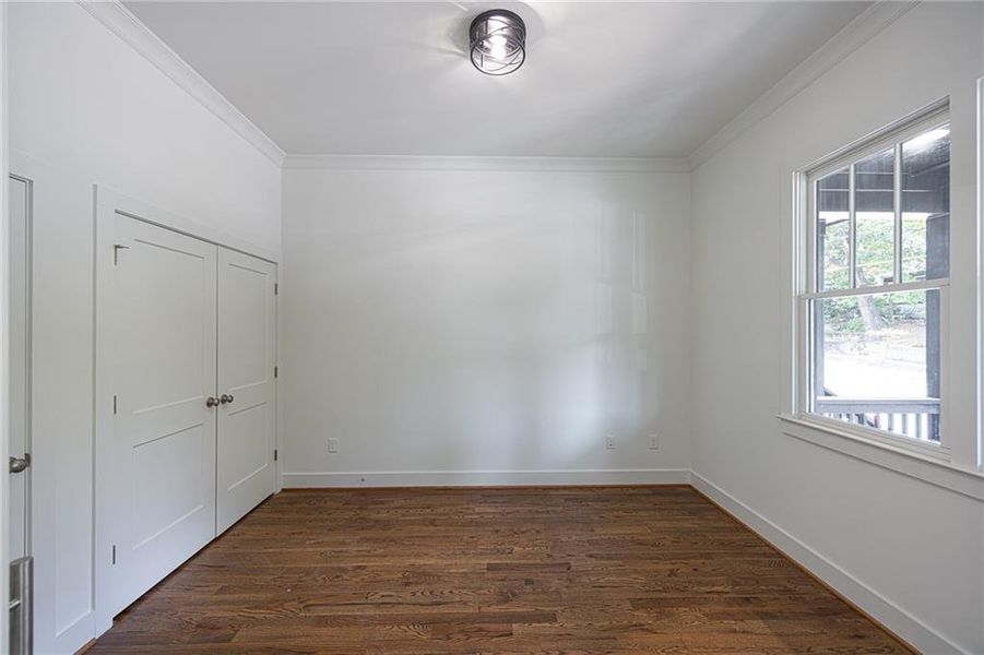 Spacious, unfurnished interior of a new home in , Atlanta (Image 32).