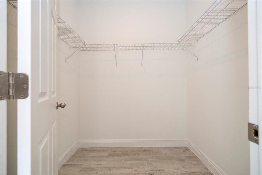 Spacious, unfurnished interior of a new home in , Ocala (Image 52).