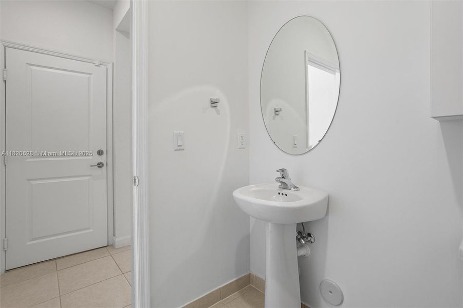 Furnished interior view inside a new home in , Miami (Image 9).