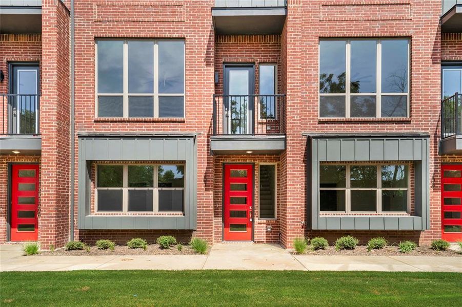 Front exterior of a new home in , Farmers Branch, TX, highlighting curb appeal (Image 1).