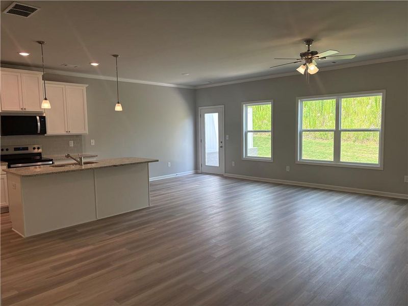 Spacious, unfurnished interior of a new home in Silver Fox Reserve, Oakwood (Image 36). Spacious, unfurnished interior of a new home in Silver Fox Reserve, Oakwood (Image 36).
