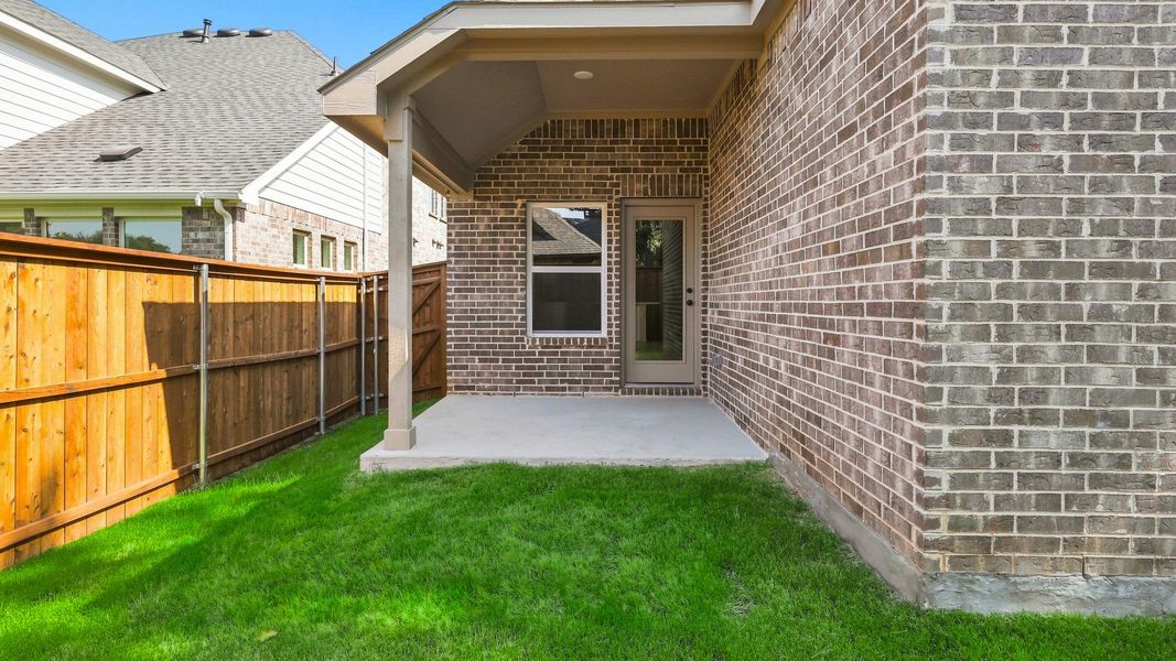 Exterior details and patio area of a home in Taylor Estates, Corinth (Image 29).